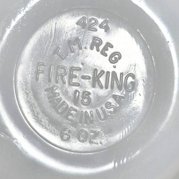 Set of 2 VTG Fire King 6 oz Peach Lustre Scallped Edge Custard Cups #424 Ramekin - Picture 8 of 9